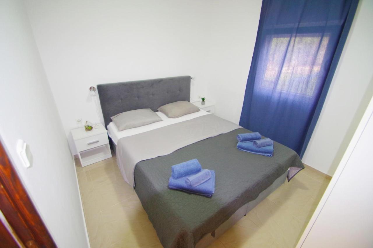 Apartment Pineta In Village Valbandon Exterior foto